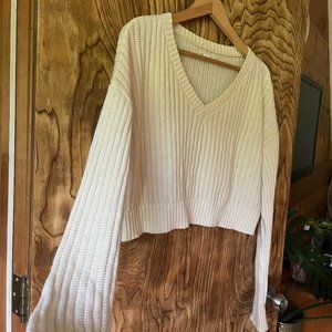 Women's Aéropostale Cropped V-Neck Sweater Cream/White Color Size Medium